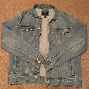 Forever 21 denim jacket Size :M